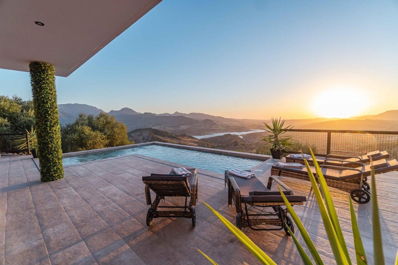 Villa Fahrenheit El Gastor Buitenkant foto